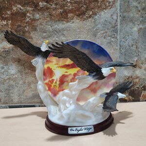 Bradford Exchange Decorative 3D Plate 3 Flying Eagles Figurine On Eagles Wings B